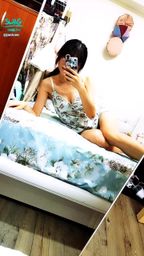 janicee : 喜歡女友怎麼在床上等你呢?