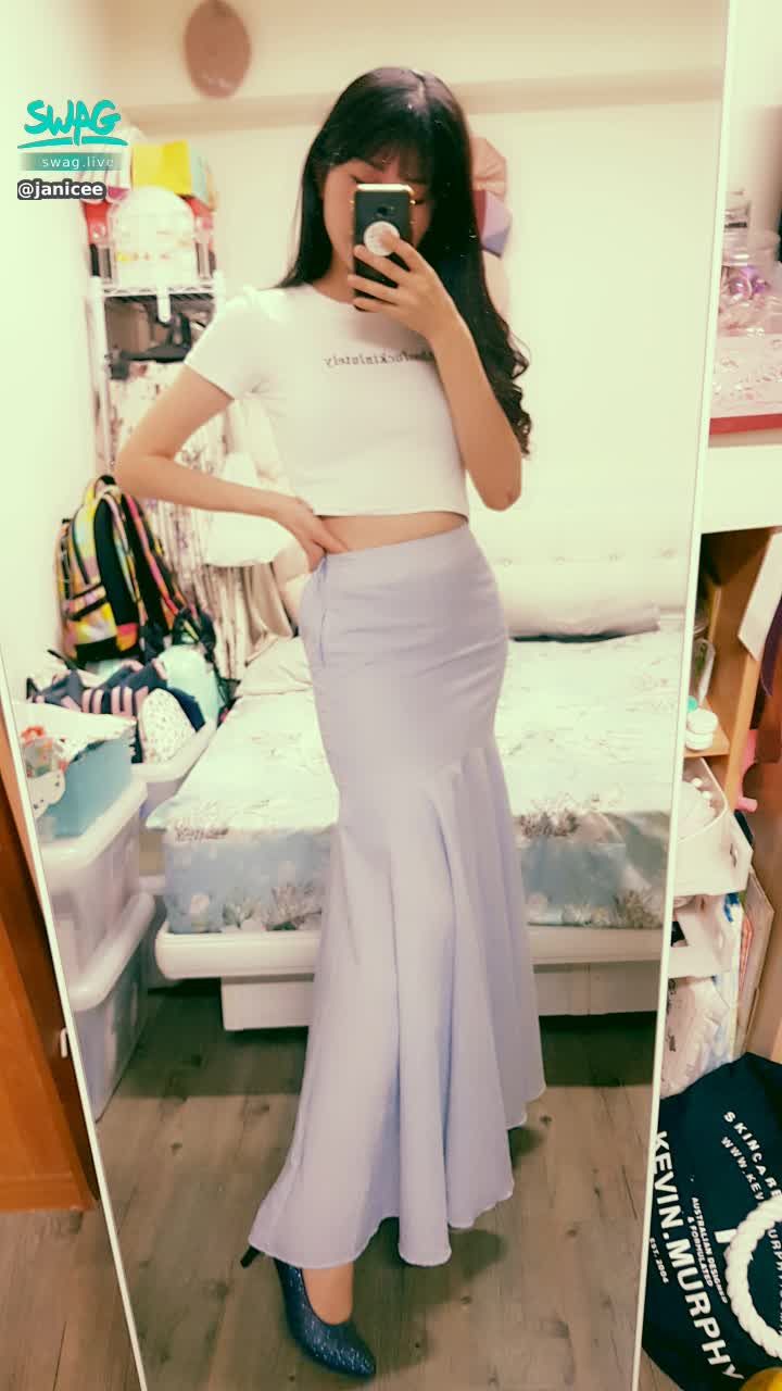 janicee : Short top with fishtail skirt, elegant outwear
elegance
#absofuckinlutely