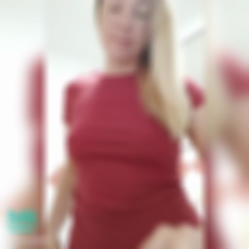 sweetleka : See my hot 😜strip and wet pussy show🥳😜😋🤩😻