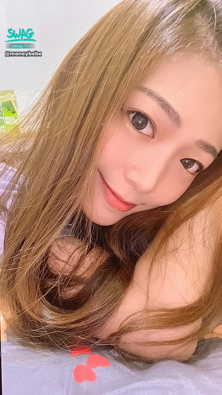 moneybebe : 新的月份，你會不會喜歡新的我😜