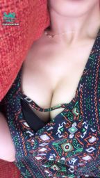 glamourbaby : 🍑這樣躺著奶好變大ㄡ😚😚😚🍑