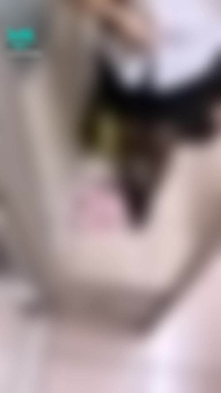  : 嘗試高跟鞋👠
還有黑絲襪