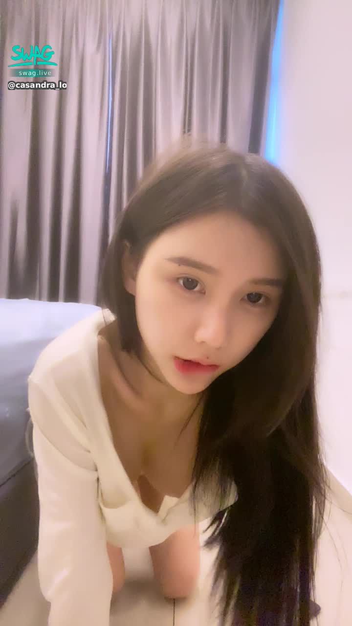 c**********w : 假假的打扫 真真的诱惑 拿捏！❌