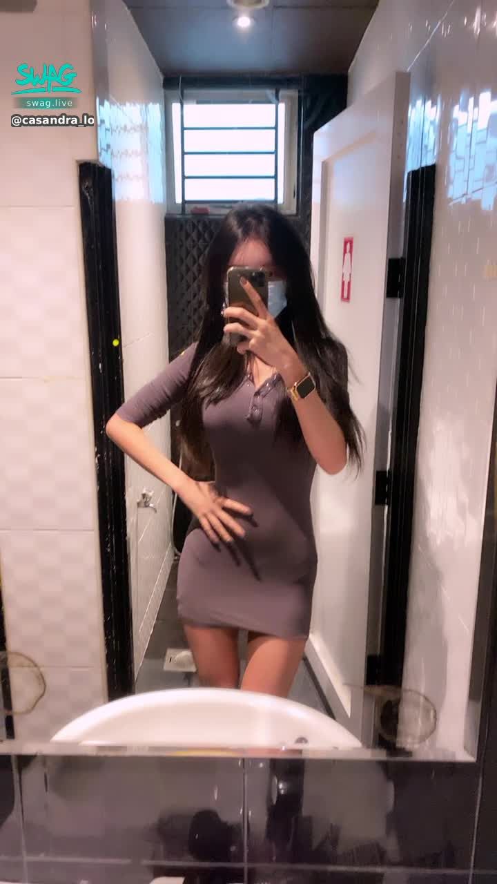 c**********w : ❤️