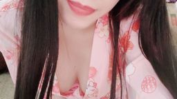 cocoyk : 長片都會以服裝做主題 我用心在服裝造型上 希望大家喜愛 因為我單親 也單身
不會有床戲 謝謝