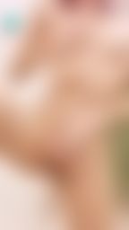 lizbaby : 穴穴都濕濕了,好想要