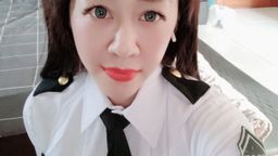 cocoyk : 這次這套比較正式一點的警察服 哥哥們是不是有不一樣的感覺呢? 快來看看大奶警察妖妖喔!