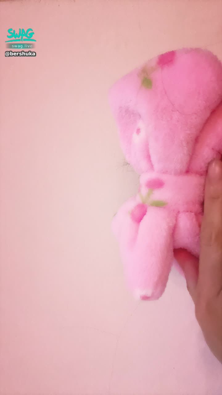  : cute shower headband 💗
Momo is going to take a battle bath! 🛀

Private messages will be answered one by one! ! !