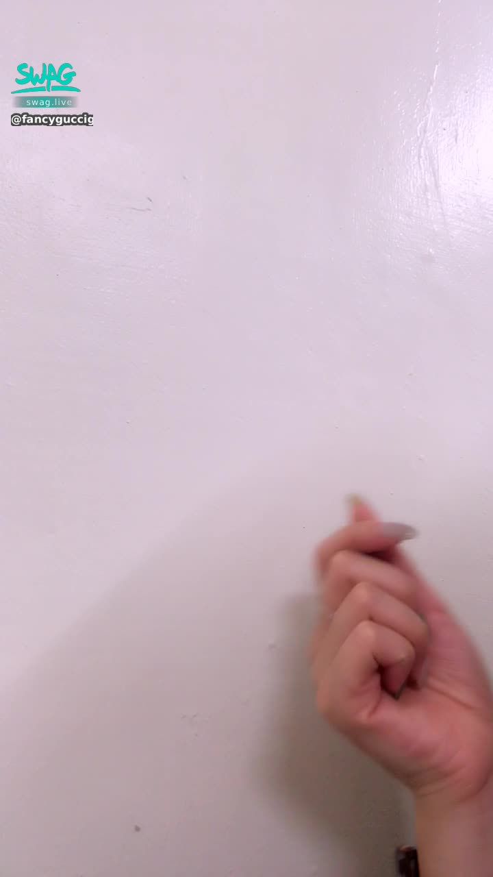  : 解鎖全部小野貓系列🐈私訊「最愛白白喵」得一部上空揉奶短片❤️
我會檢查呦💕