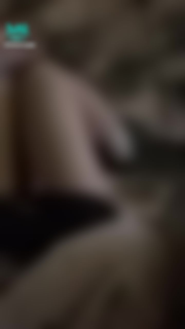  : 是不是自己喝茫坐在路邊，格外可憐🥺🍻
有人想把我領養回家嗎😍🥺