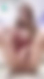 s***********m : 玩的太刺激,淫水,白白,尿尿全盤噴完出來了。。怎麼那麼多水,全送給哥哥們
💦💦💦⛲⛲⛲