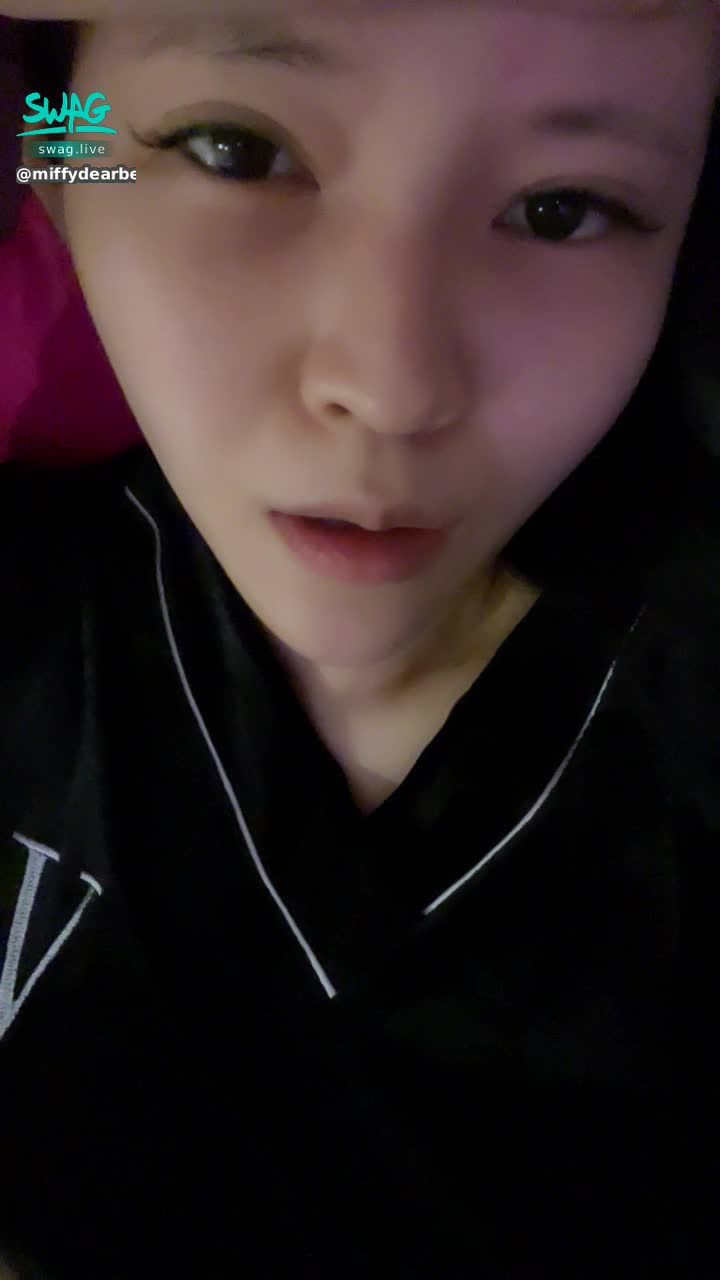 miffydearbebe : 好想睡覺😪😪
