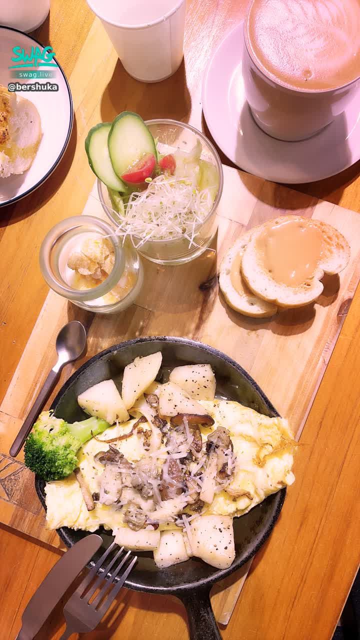 bershuka : thanks for lunch 🥣💙💙
Thank you for your support 🙏