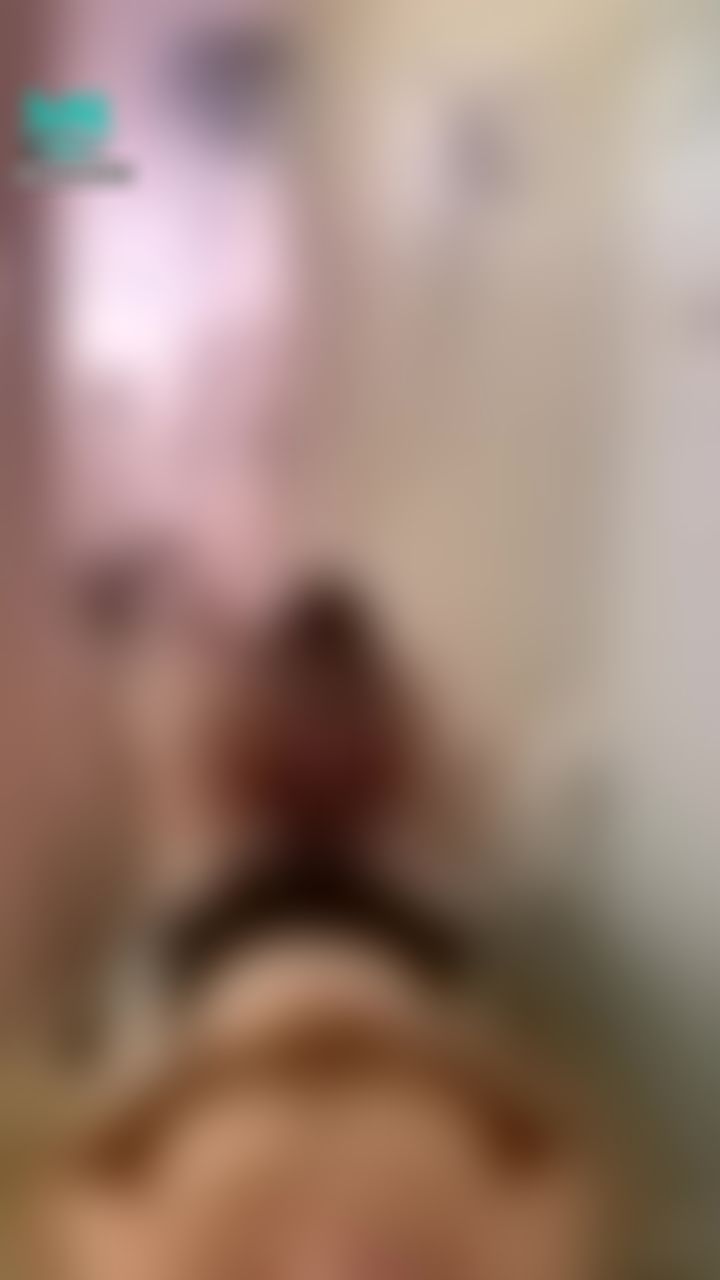  : 特別用嘴巴幫客人按摩肉棒