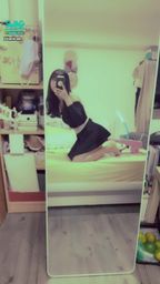 janicee : 炮機2~3段速🌹🌹🌹
加速抽插蜜穴中💋
小穴夾太緊了,進出時充滿阻力,機身都在晃動😈
今天服務我的是上彎的陽具🍌
with my pink machine🎀