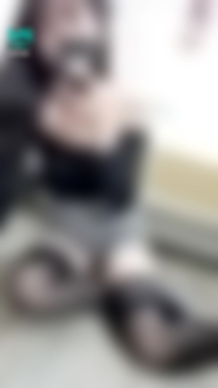 janicee : 大面積的鎖骨與肩膀👠
黑長直的性感日常💋
性感內搭衣⭐
daily sexy 🌹