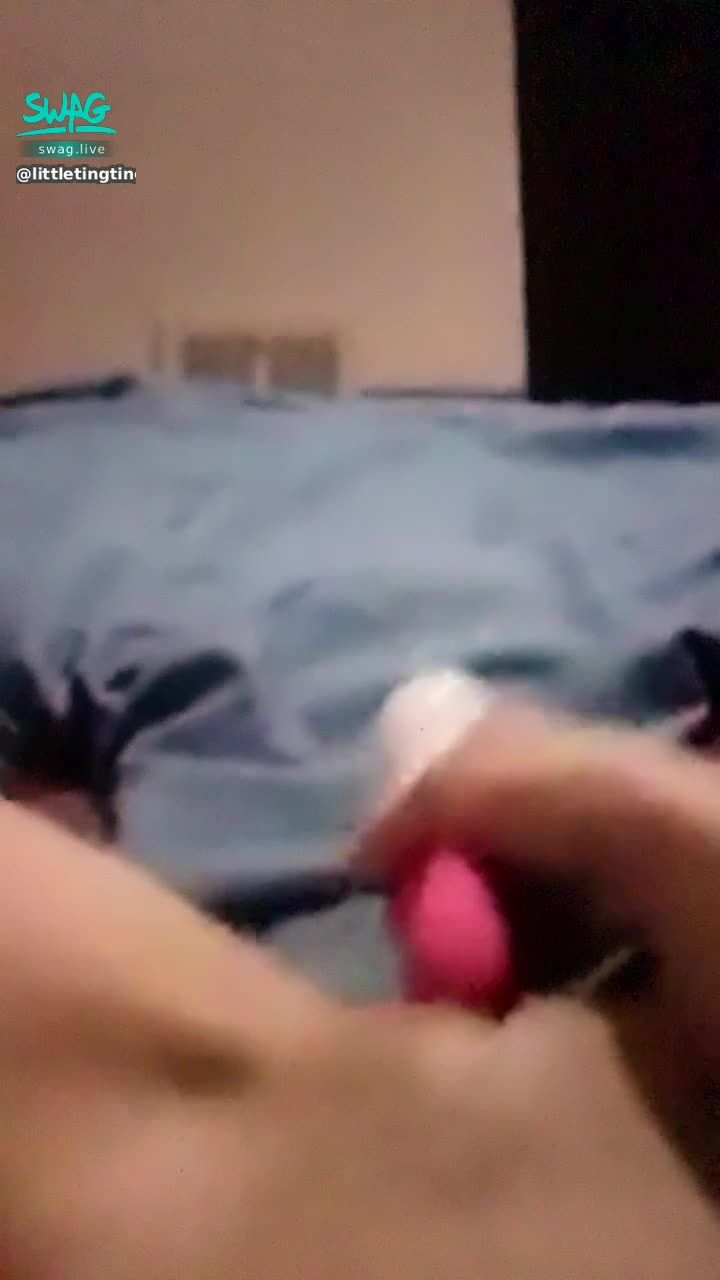  : I'm about to orgasm by the little monster 🔊 The sheets are about to be ripped off by me 🔥 Is there any brother who wants to go to the hotel with others to play slowly tonight? 🥰