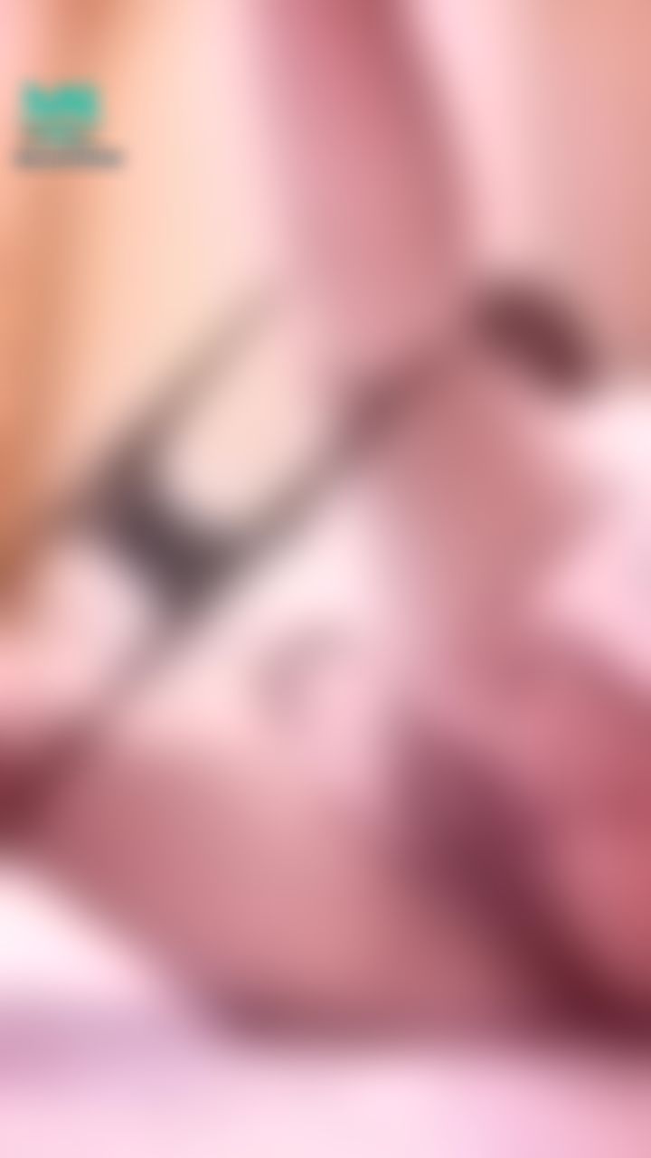 nanalittlepupy : 這裡是娜娜最敏感的地方 只要輕輕一摸就會受不了的…
