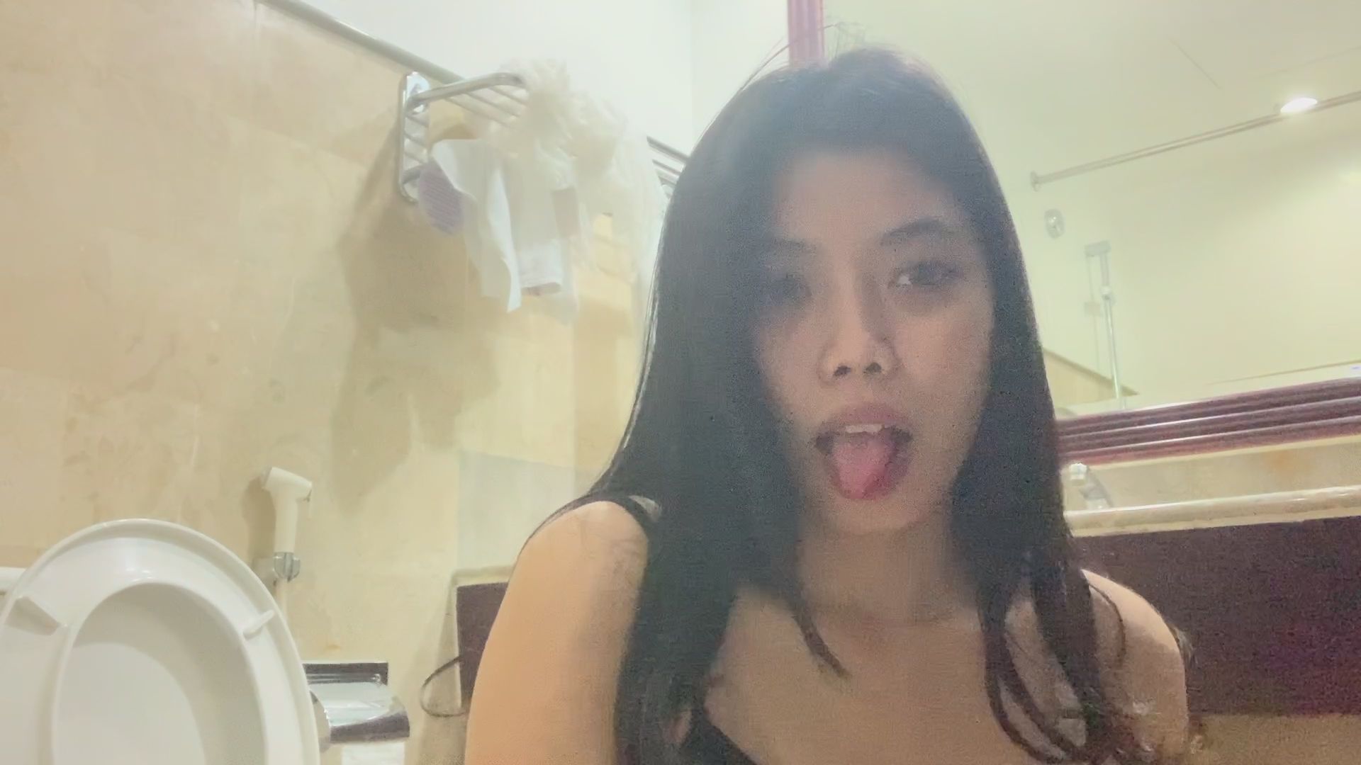  : want squirt in your face baby🤤