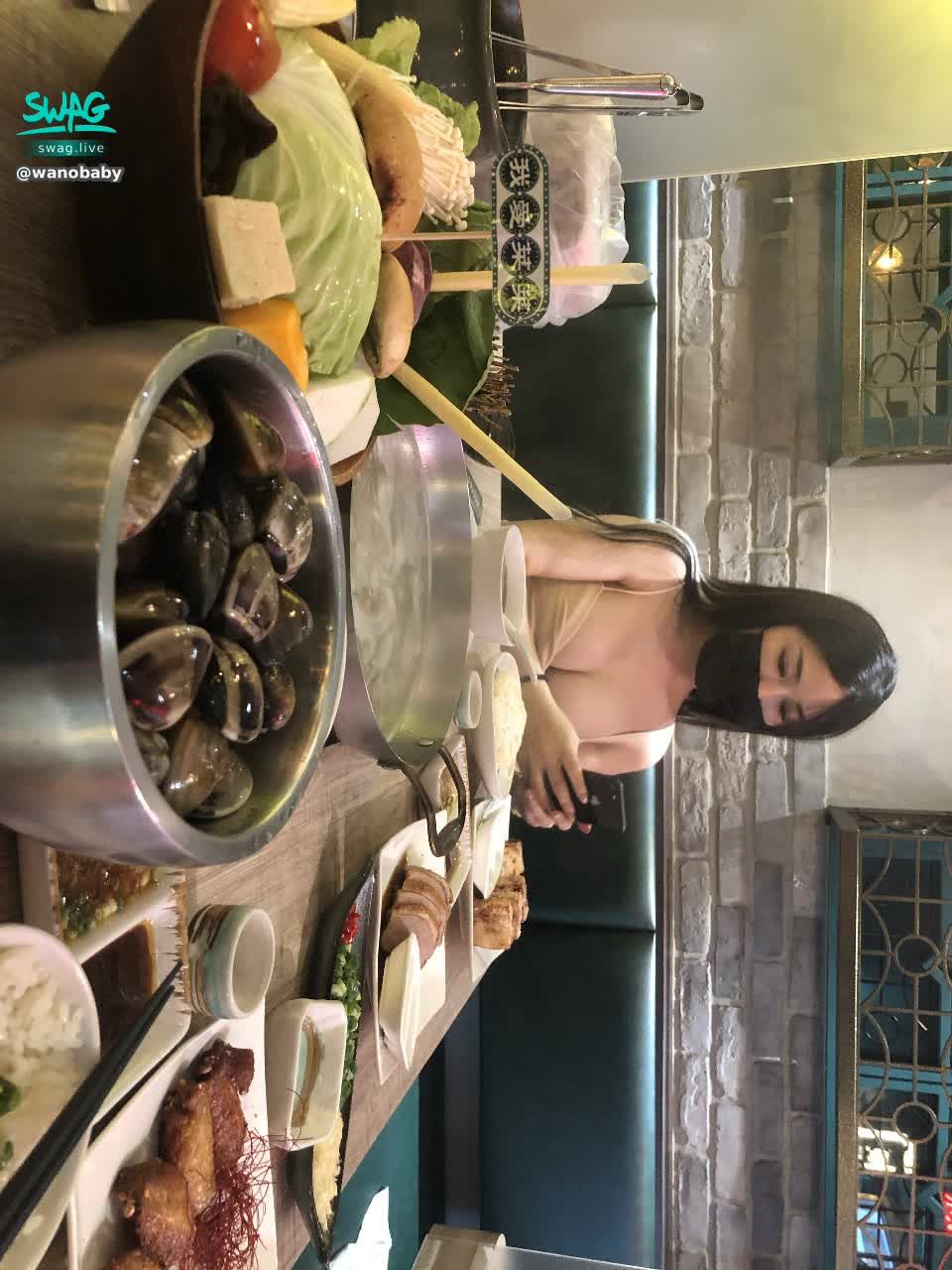  : ⭐️ Wanuo candid camera perspective ⭐️ Lunch date time with male fans ♥️