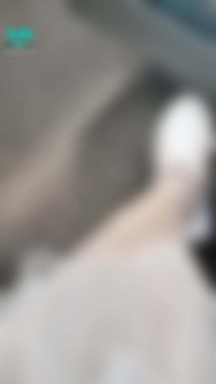  : 👠暗黑版華燈初上👠
我們浪漫點好不好？
我浪點，你慢點
你發現了 裙裡的小秘密了嗎？

#暗黑版華燈初上