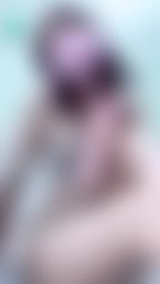 lizbaby : 最新長片《假屌陪我度過跨年夜》上架了喔,大家都看了嗎?