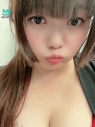 c*******i : 前幾天拍的俏皮熙熙
希望哥哥喜歡。
最近都會不定時開播,
別忘了追蹤熙熙注意直播喔!