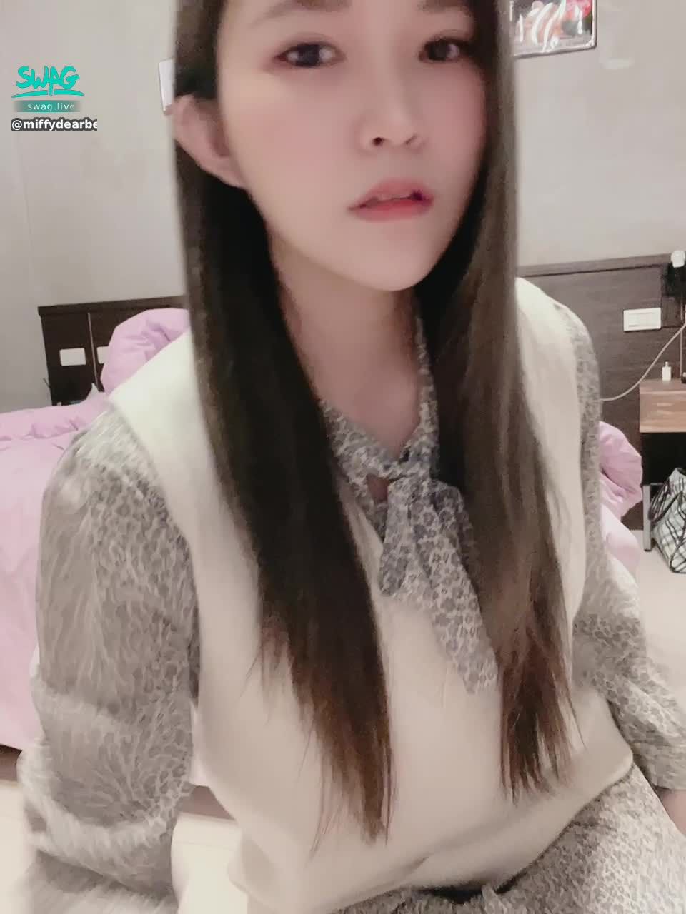 miffydearbebe : 蕾絲內內～ 小心機🤨
