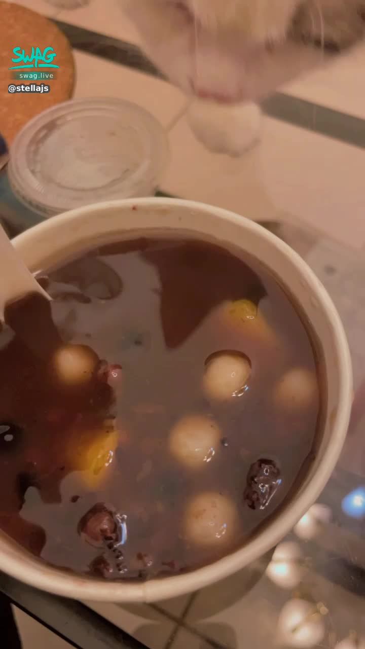  : My favorite is taro balls and dumplings 🥰🥰 I even grabbed my belly 😤😤