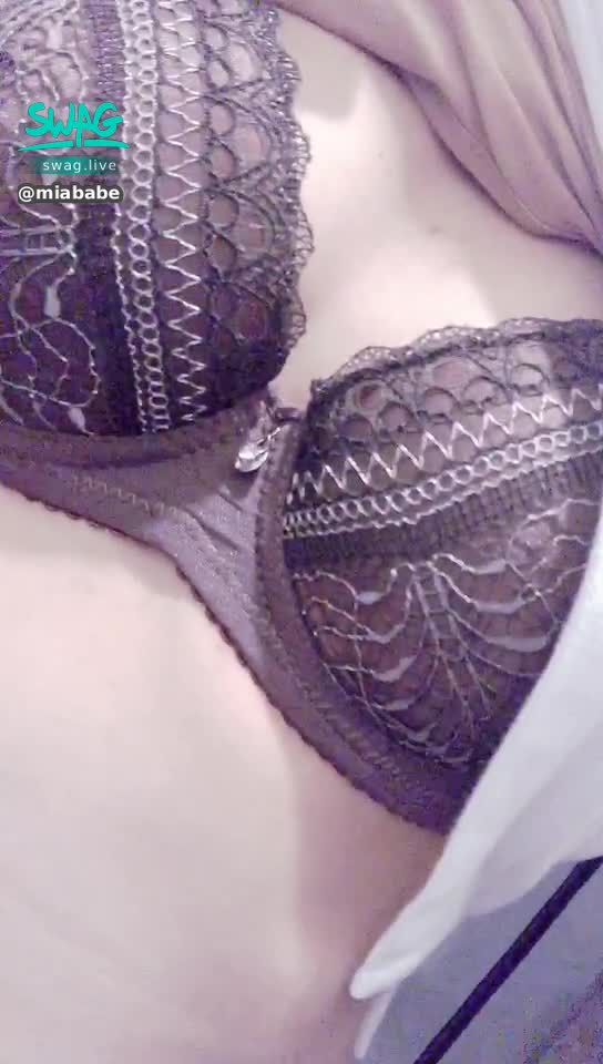 miababe : my new underwear 🥰 Do you think it is beautiful? 🤤