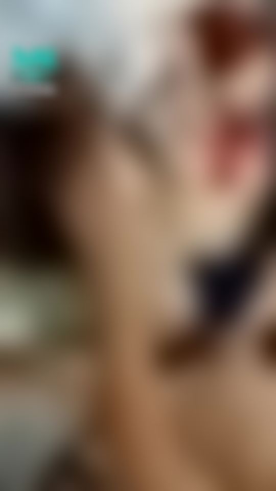 ninibaby : ☘️巨根老師的震撼教育☘️被老師幹到高潮…已經受不了了‼️同學還一直騷我奶頭🙈一整個頂到太深❤️插太用力💦不行了