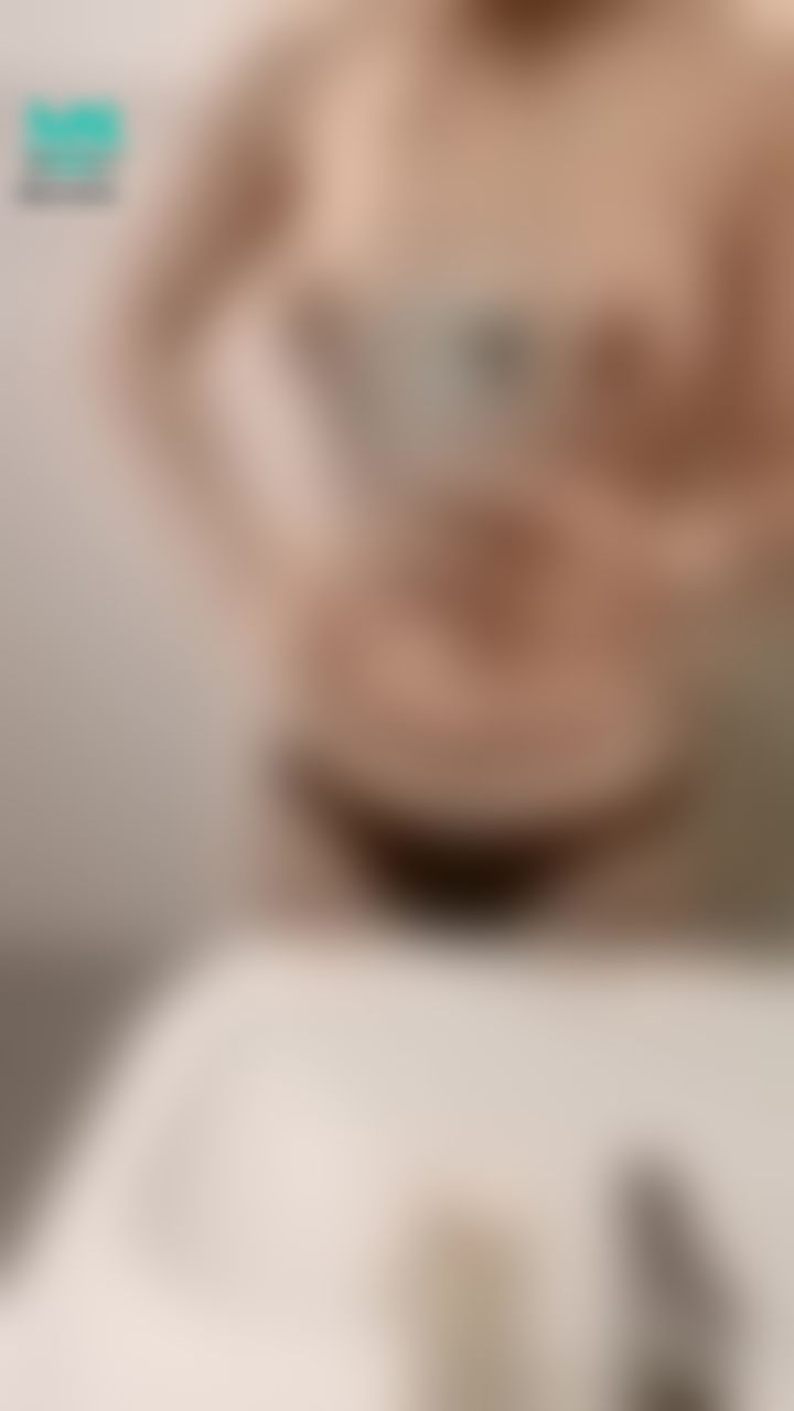 moonaa : Hi .....🔞