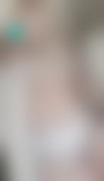 yun_xi : 我還穿這麼幼稚的內褲 會不會嫌棄我啊( •̥́ ˍ •̀ू )