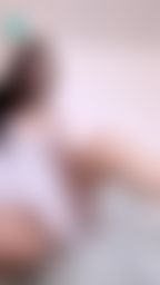 jasminealim : Oh, yes👄 Touch me and lick me 😍