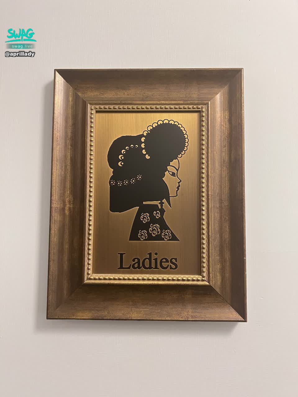 aprillady : 歩き出すよ