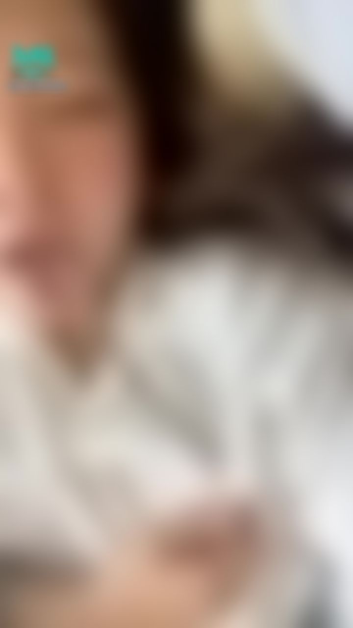  : 露臉❤️ 淫蕩小母貓❤️兩個洞都被塞滿滿了💦💦好爽