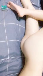 chichibabe : 點進來看我,可口誘人嗎😈😈😈
#SWAG騎人節
夢幻女友的情色誘惑,你受得了嗎?
