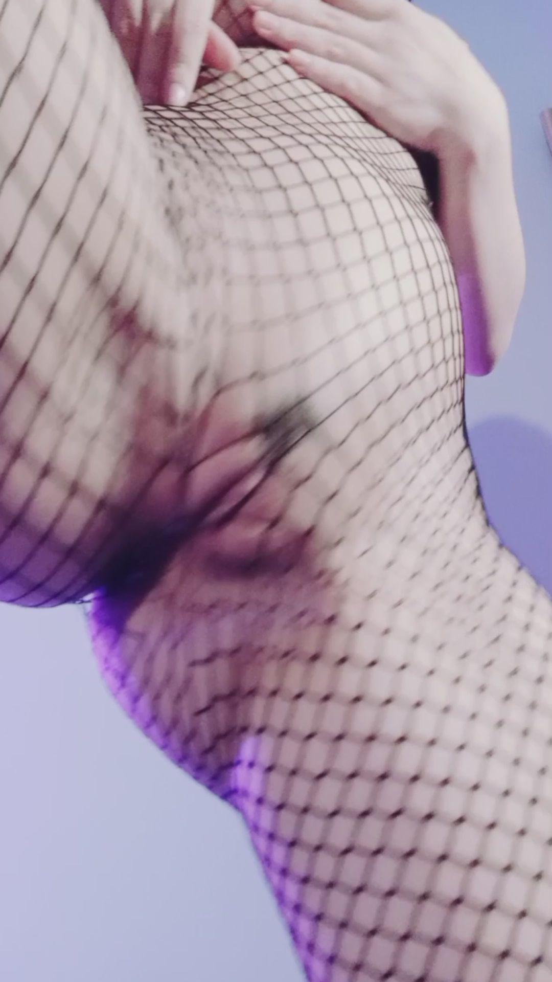 minichan : Quần tất lưới bó sát gợi cảm 🍑