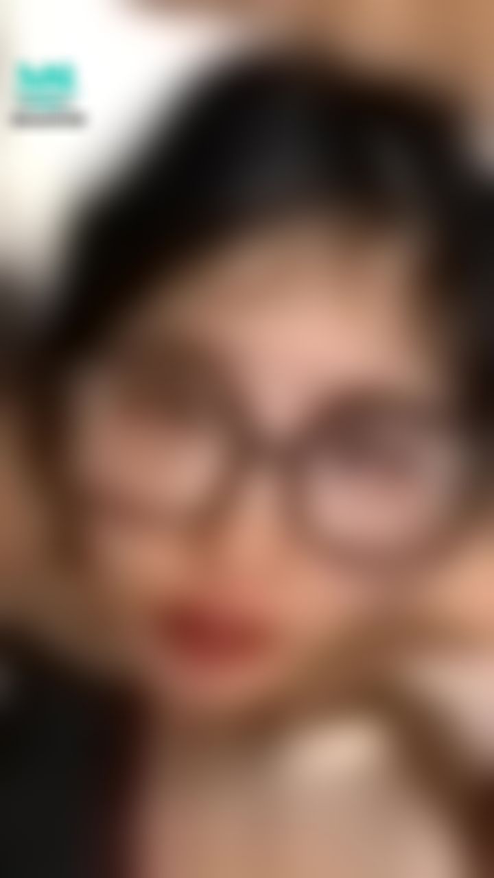  : 🔥娃諾生火囉🔥顏設好舒服唷😋最愛被主人設滿滿設到臉上😆小母狗好愛好愛的唷😘最愛主人大🐔🐔了😘