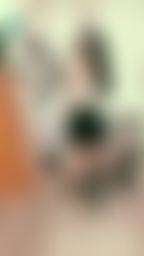 janicee : 背後的凹痕💓
緊身短褲下性感的臀部微笑線💋
配上真人黑髮洋娃娃的南半球😈
讓你看到另一種性感🌹
another angle😍