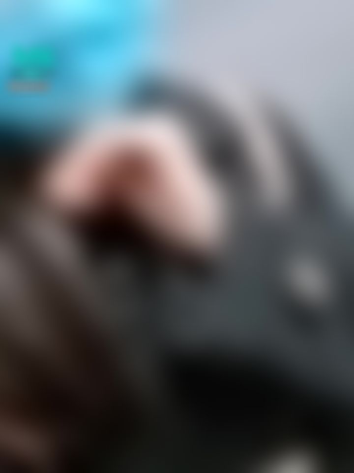 quanna : 想在這裡用這雙美腿量你的腰圍🤭