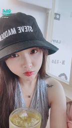 lafiite : 我那麼可愛,為什麼還要上課🥺