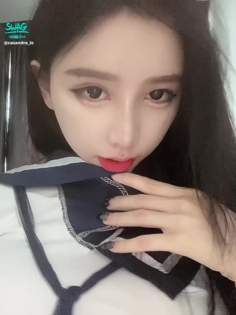 c**********w : 慢慢脱～