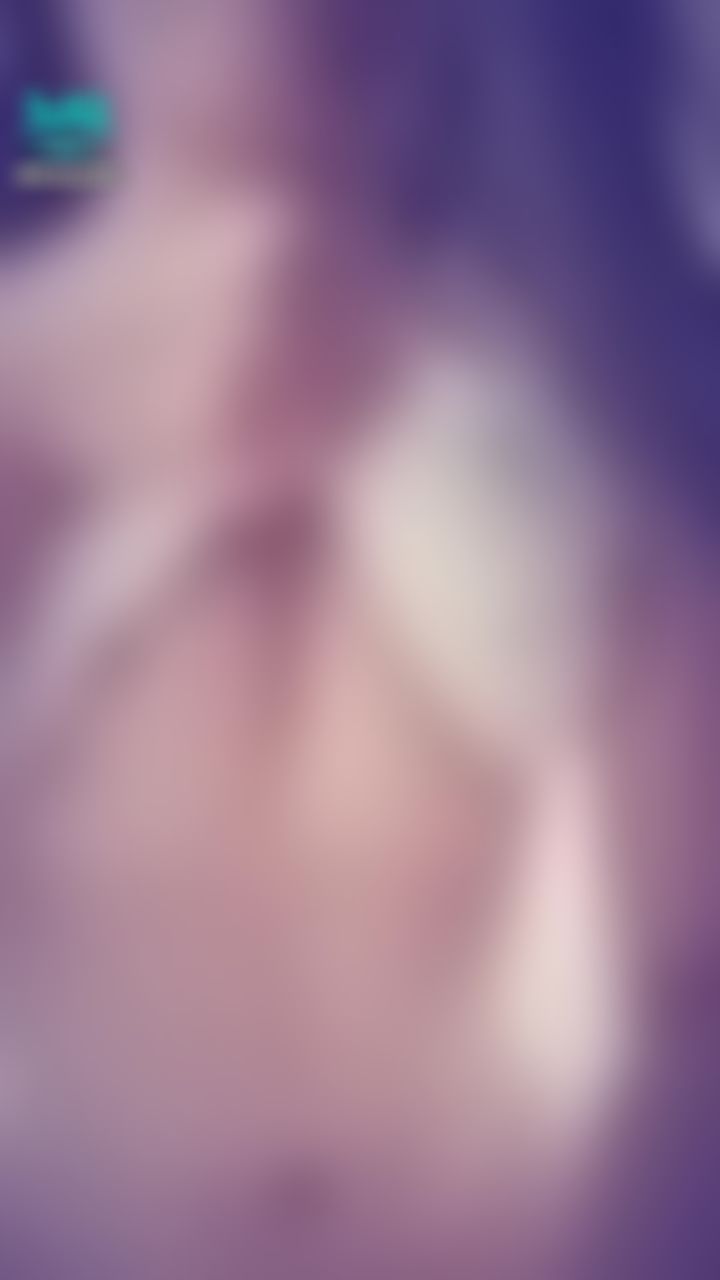 l*******e : 不小心露點了😳😳 邪惡視角😈 兩粒奶彈出🔥🔥😳

騎人節告白：

我的心胸好狹窄，但用來裝你剛剛好。