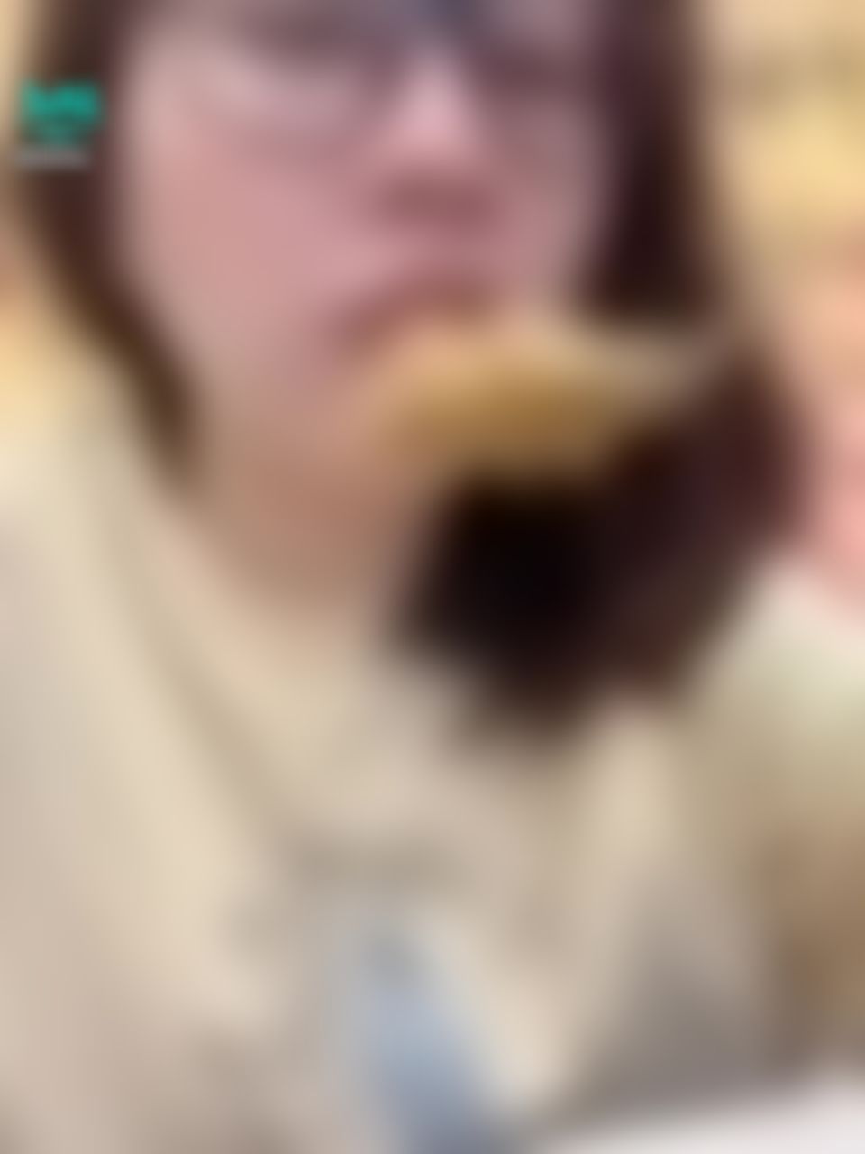 lelelina : 今天小週末吃咖哩…😋😋😋
你今天吃什麼好料..
晚上我還會上播聊聊😜
別忘記😆😆