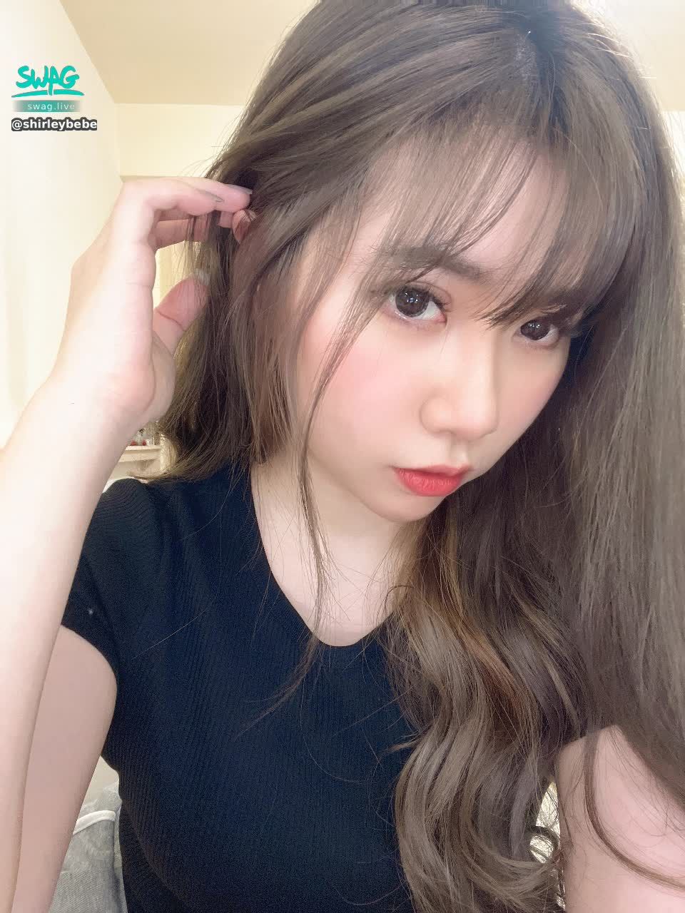  : 想我的讓我知道💘

騎人節告白：

你不是我的另一半，你就是我的全部。


 #SWAG白色騎人節 #騎人節 #SWAGTaiwan #SWAGLive #NSFWTaiwan