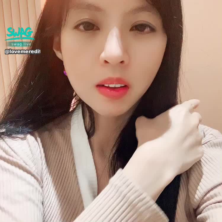  : 🐣
"Happy 2022, today's weekly performance has not yet reached the standard 🥺 Guess what time will Weiwei live tonight?”
Eating ginger beer chicken rice in the online beauty store, are you looking at Weiwei's beauty or food? wet 💦 Let me talk about where are you looking?
🥰

🧝🏻‍♀️ Vivi's first long-lasting powder, please enjoy
Like trouble help me press like 👍
https://go.swag.live/P9hksoBFhiXaYkGs8

㊙️ monthly vip

💎
Butterflies can't see the color of their wings, but people know how beautiful it is; in the same way, you can't see your virtues, but people... "The only way to refuse temptation is to surrender to it
🎀

20:000-22:00 & haunt from time to time in the morning and afternoon
Send home page designated gift 🎁 have to hide the pattern
Wet information makes you ejaculate and sleep comfortably 😴