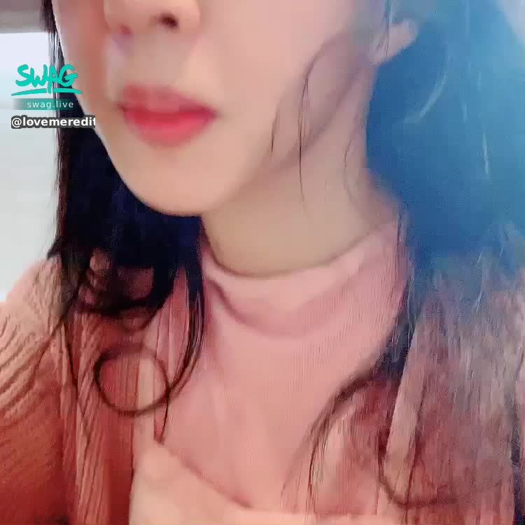 lovemeredith : 🍱
"Happy 2022, today's weekly performance has not yet reached the standard 🥺 Guess what time will Weiwei live tonight?”
After dinner, eat Tang Yang fried chicken rice; do you think Weiwei is delicious or the food is delicious? Pink and elegant, Weiwei, would you like to have dinner with me? wet 💦 let me know
😘

🧝🏻‍♀️ Vivi's first long-lasting powder, please enjoy
Like trouble help me press like 👍
https://go.swag.live/P9hksoBFhiXaYkGs8

㊙️ monthly vip

💎
Elegance is not eye-catching, but makes people remember you forever
🎀

20:000-22:00 & haunt from time to time in the morning and afternoon
Send home page designated gift 🎁 have to hide the pattern
Wet information makes you ejaculate and sleep comfortably 😴