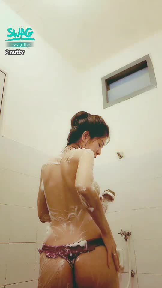 nutty : After completing the mission, go take a shower.😅💦🤪#sexy #pretty #thaigril