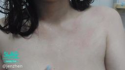 jenzhen : 妹妹今天爽起来,就开始来个洗澡🛀秀,再摸摸自己,逼逼毛剃了特别漂亮🤤🤤🤤 然后穿上出街衣服,无内衣准备出街。
#愛撫 #浴廁